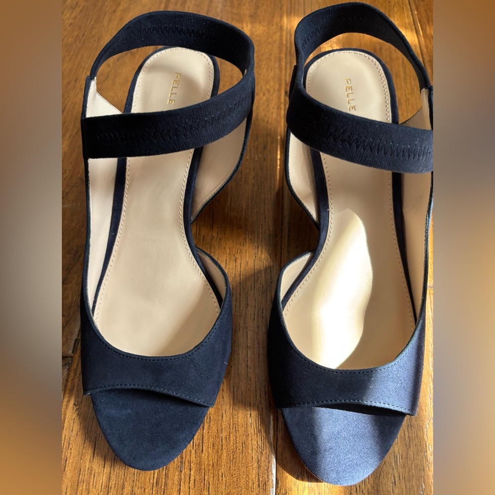 Pelle Moda Women's Midnight blue kid suede dress pumps. Open toe and back out.
